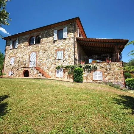 Claudia Feriehus San Sano